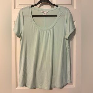 Athleta scoop neck shirt
